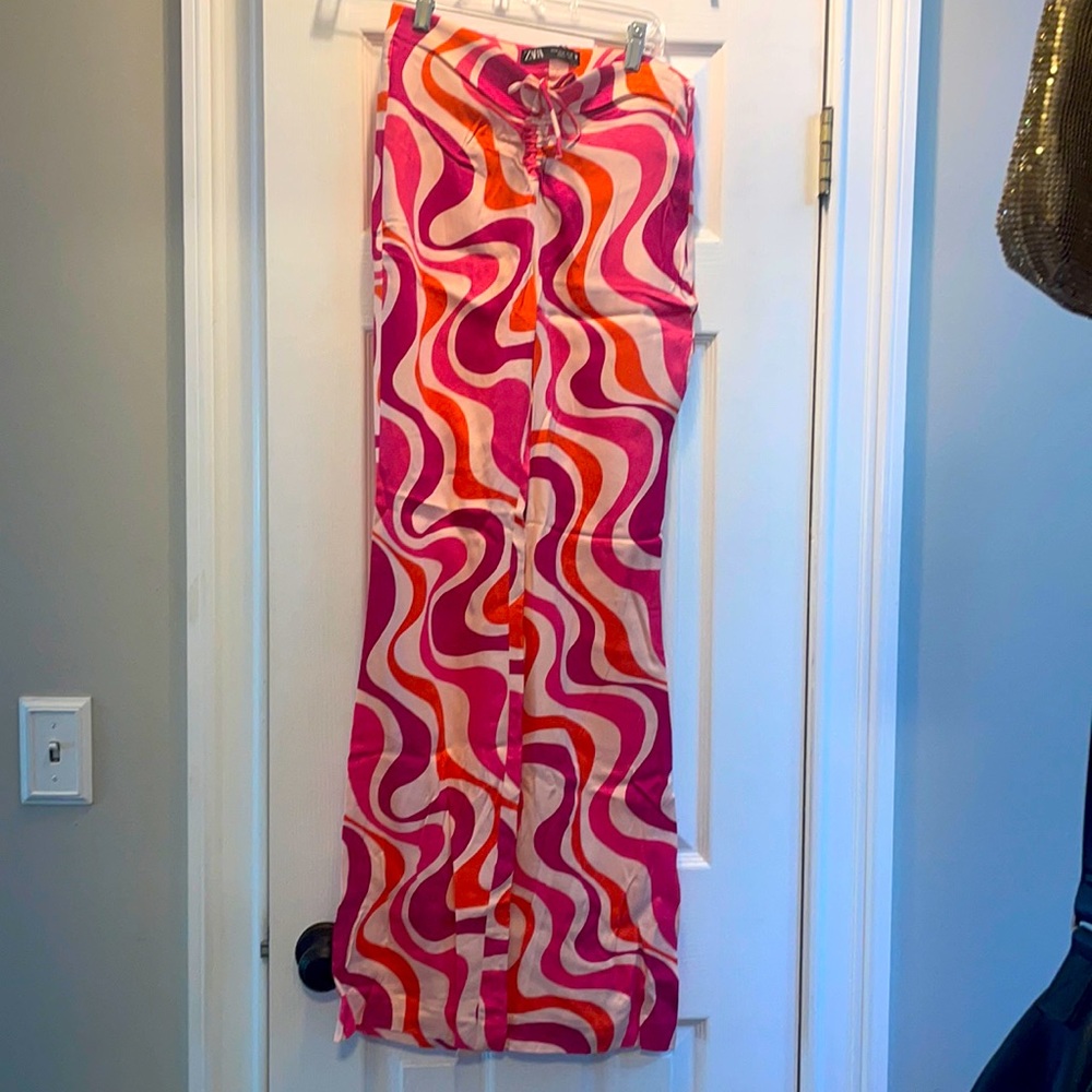Zara pink patterned pants - part of set (see matching halter in my closet)